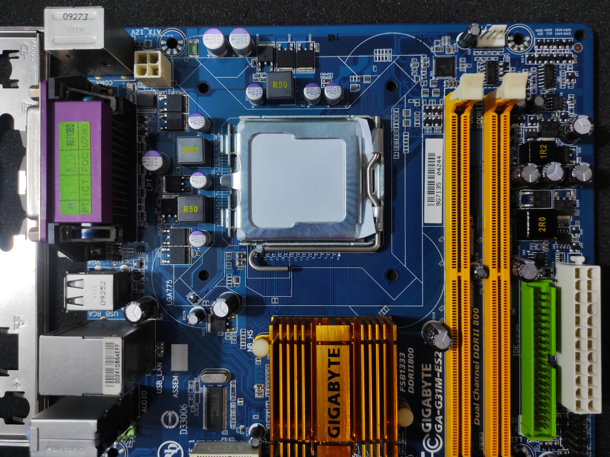 Gigabyte GA-G31M-ES2C Rev. 1.1 Socket 775 mATX Motherboard DDR2 PCIe x16 Intel G31