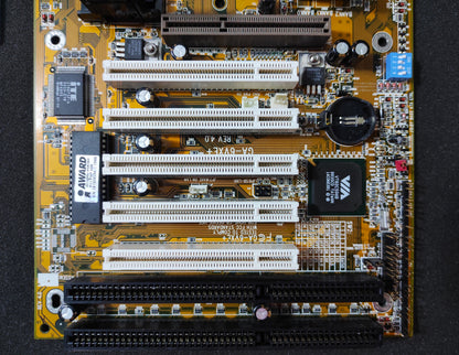 Gigabyte GA-6VXE+ Slot 1 ATX Retro Motherboard AGP ISA PCI VIA Apollo Pro 133