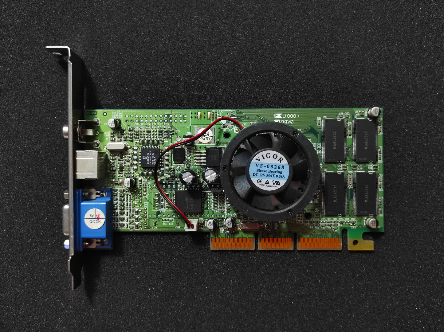 Unbranded Nvidia GeForce2 MX 400 32MB AGP VGA Retro Video Graphics Card