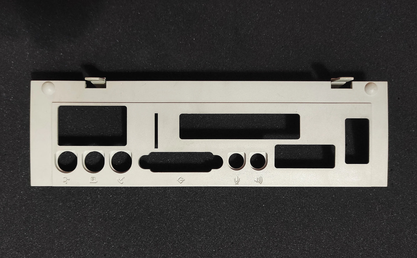 Apple Macintosh Performa 630 Case Plastic I/O Door Rear Cover Bezel 815-2074