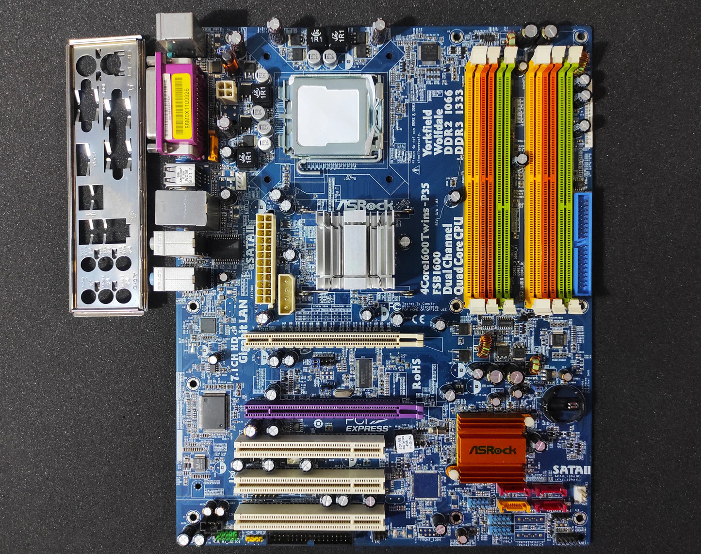 ASRock 4Core1600Twins-P35 Socket 775 ATX Motherboard DDR2 DDR3 PCIe Intel P35 Chipset
