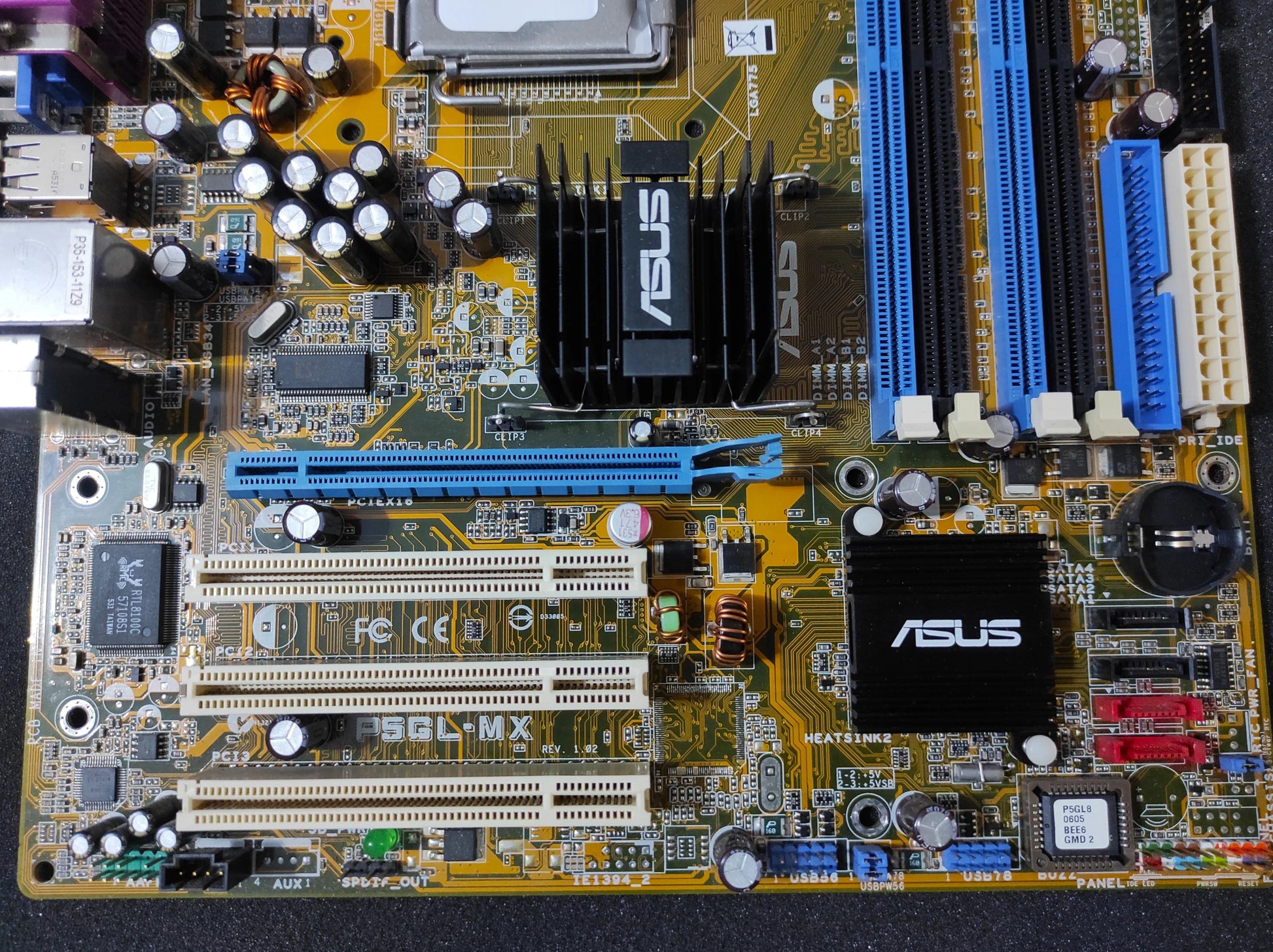 ASUS P5GL-MX Socket 775 ATX Motherboard DDR PCIe x16 SATA Intel 915GL