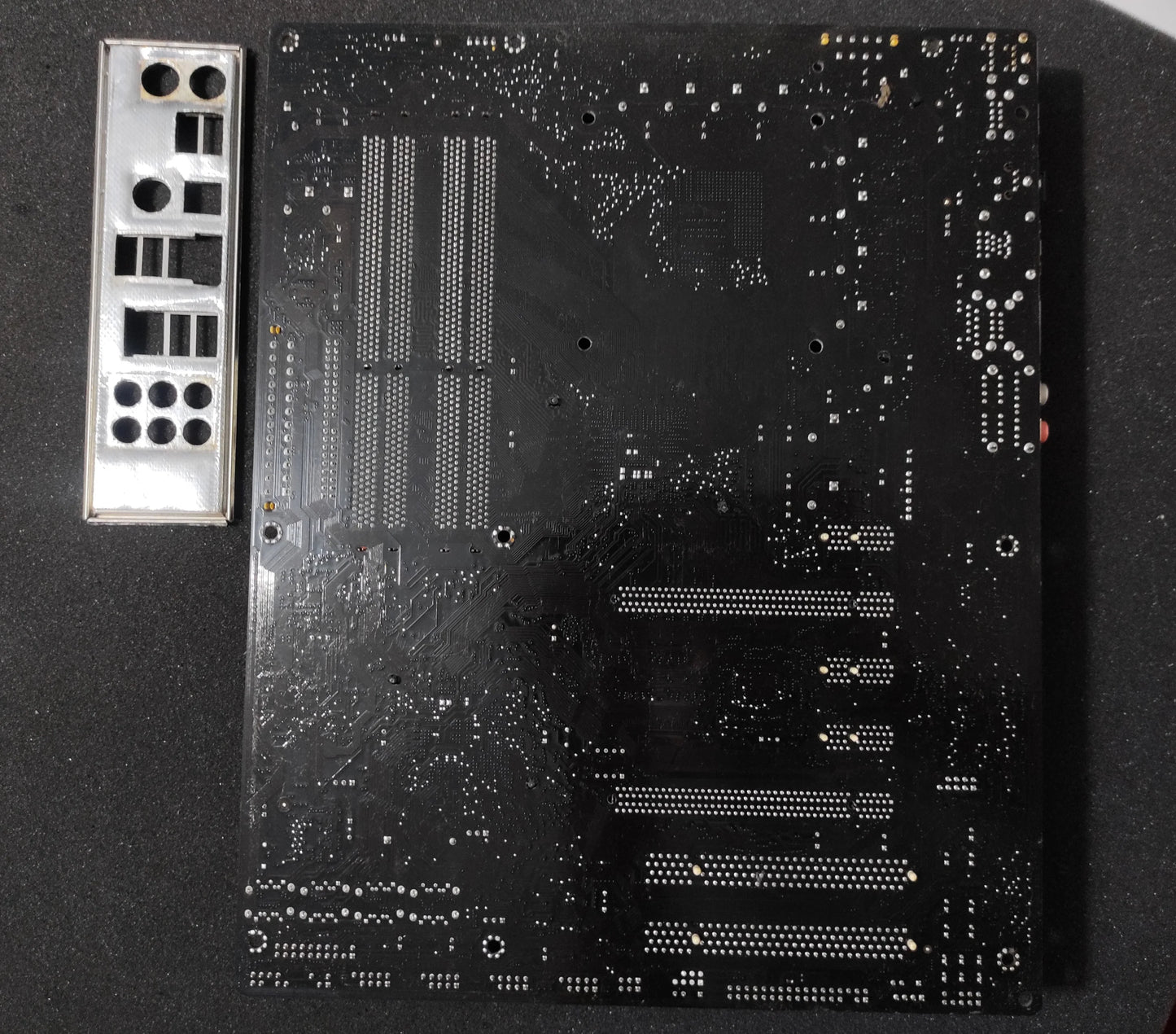 ASUS P5Q3 Socket 775 ATX Motherboard DDR3 PCIe 2.0 x16 SATA II Intel P45 Chipset