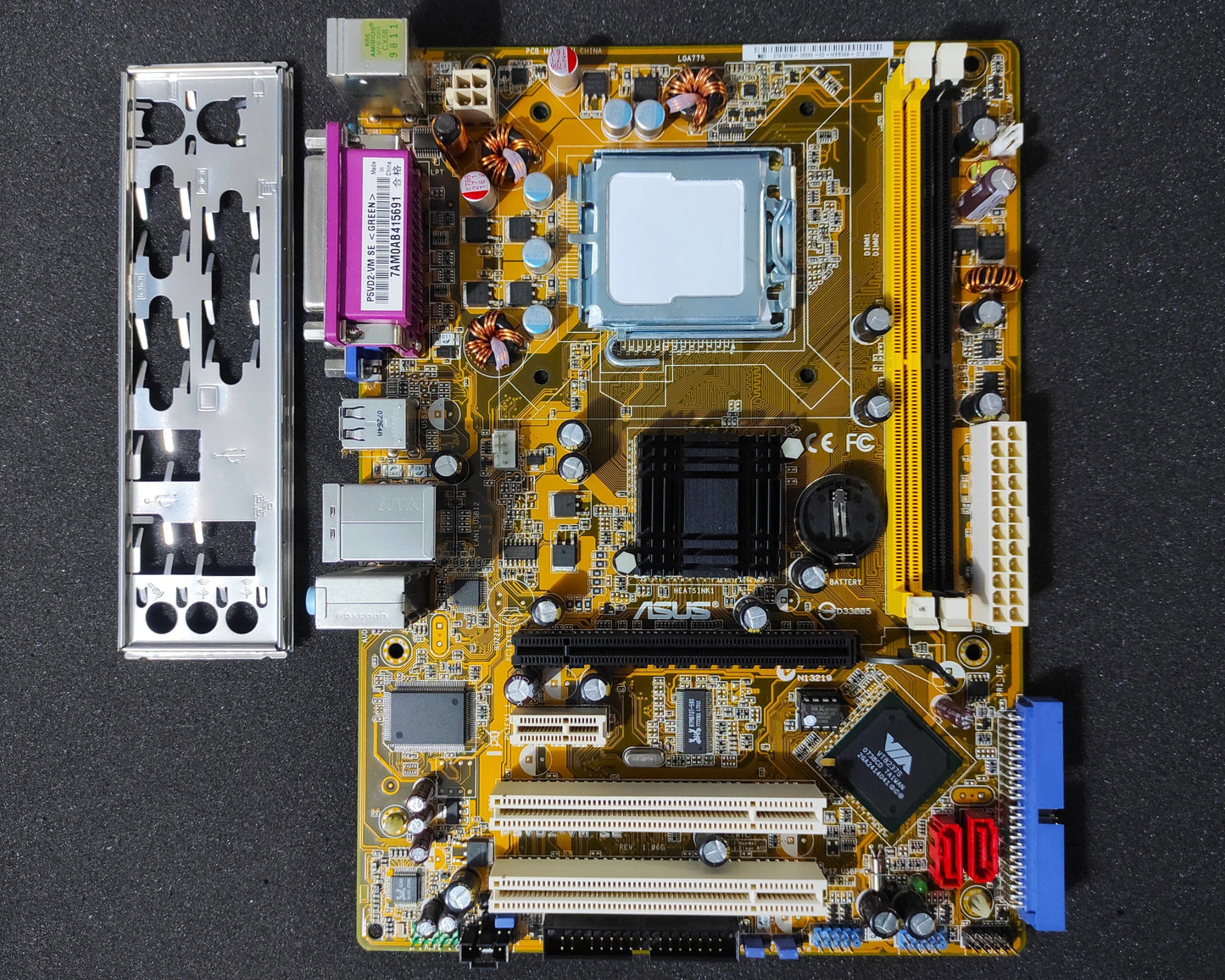 ASUS P5VD2-VM SE Socket 775 mATX Motherboard DDR2 PCIe x16 PCI SATA VIA P4M900