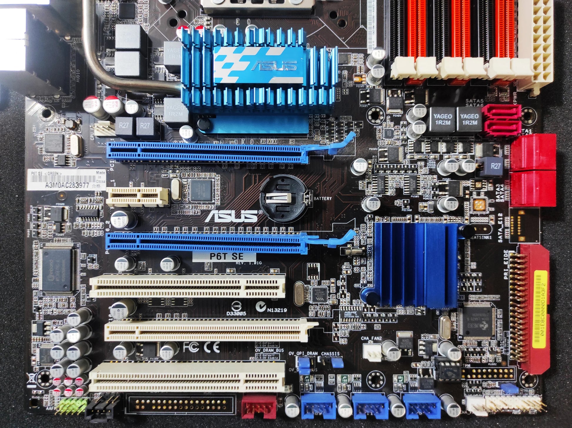 ASUS P6T SE Socket 1366 DDR3 ATX Motherboard ATi CrossfireX Intel X58 Chipset