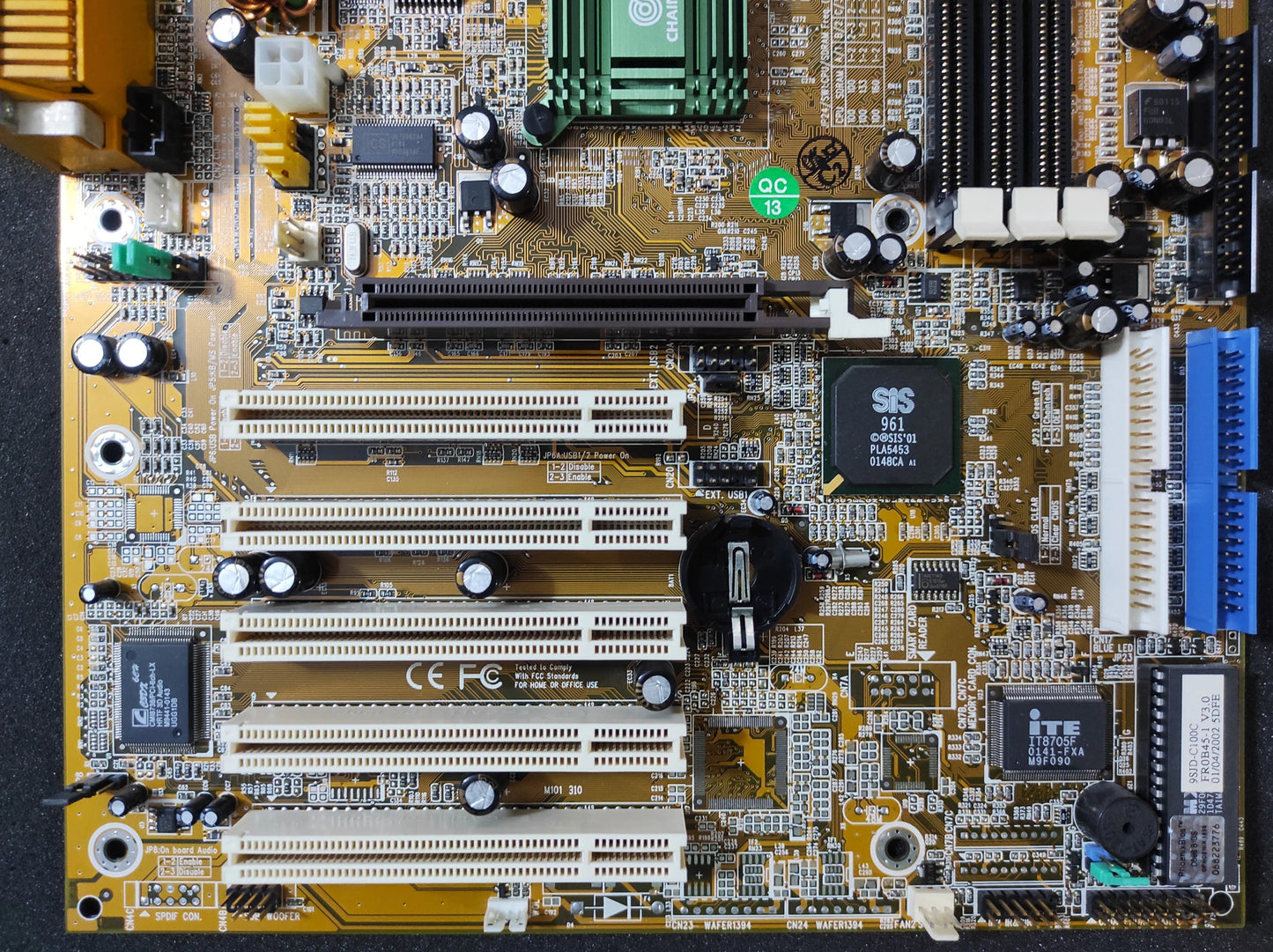 Chaintech CT-9SJD-C100C Socket 478 ATX Motherboard AGP PCI SiS 645 Chipset