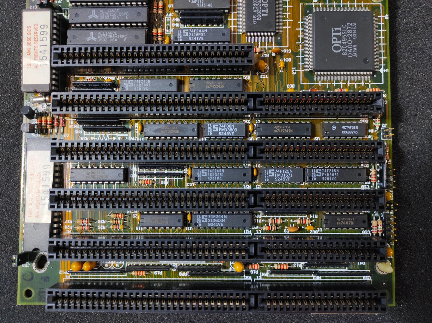 DataExpert 364 386 AT Vintage Retro Motherboard ISA OPTi 82C495SLC Chipset