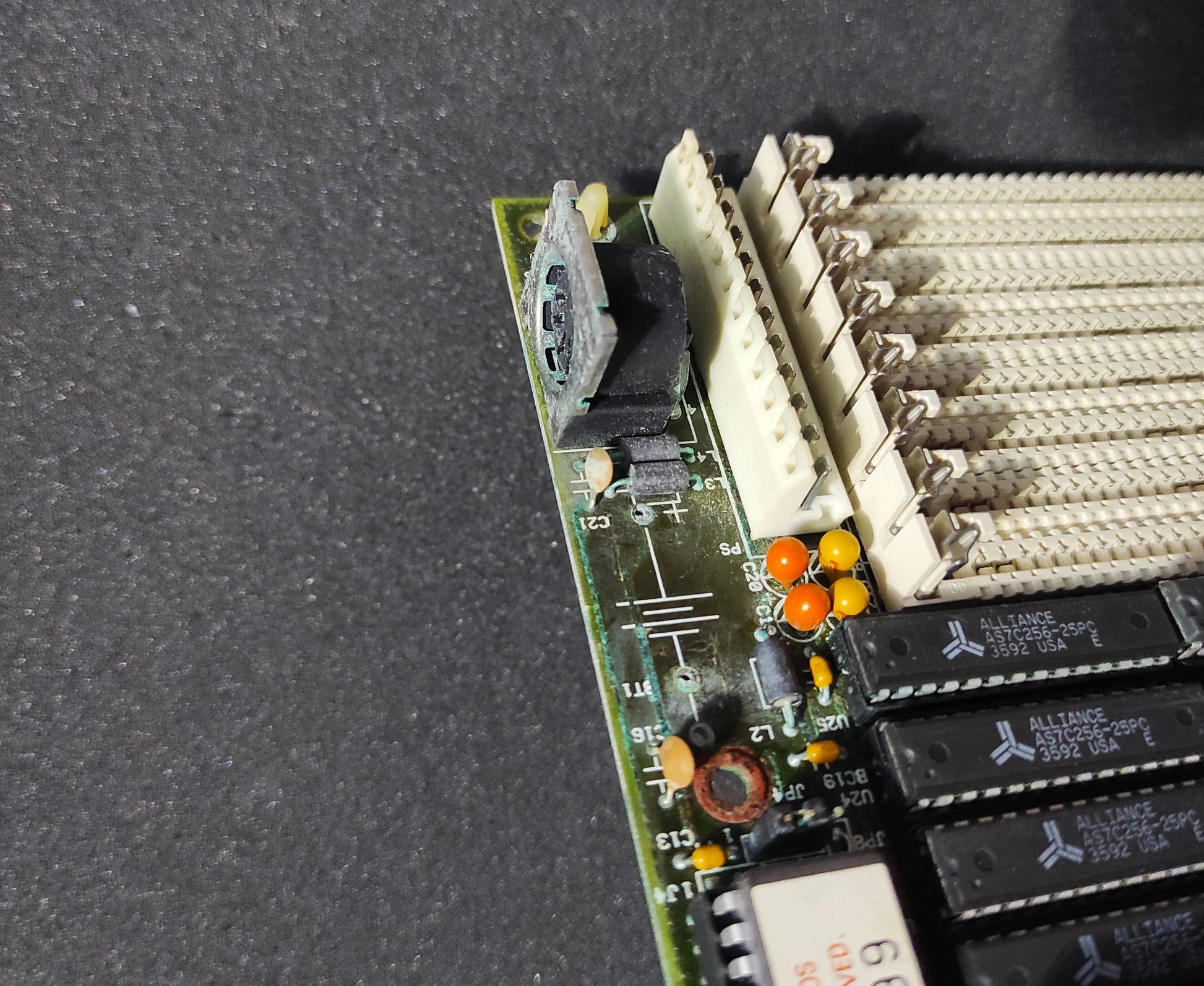 DataExpert 364 386 AT Vintage Retro Motherboard ISA OPTi 82C495SLC Chipset
