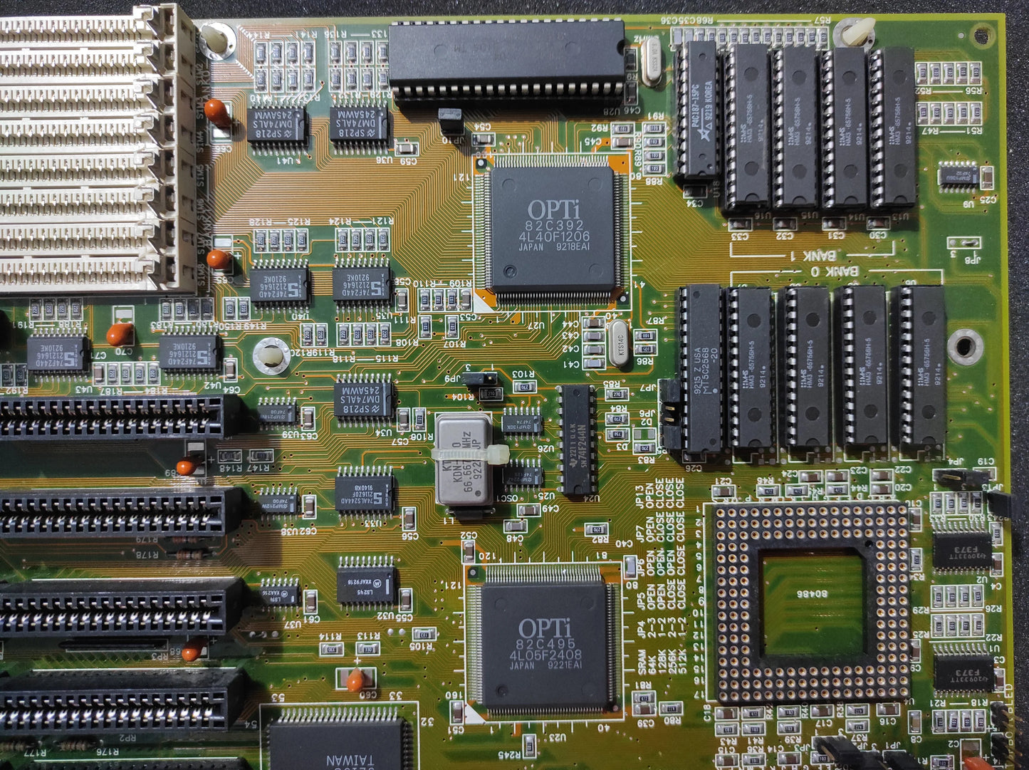 DataExpert OPTI-495 486WB PGA168 486 AT ISA Vintage Retro Motherboard OPTi 82C493