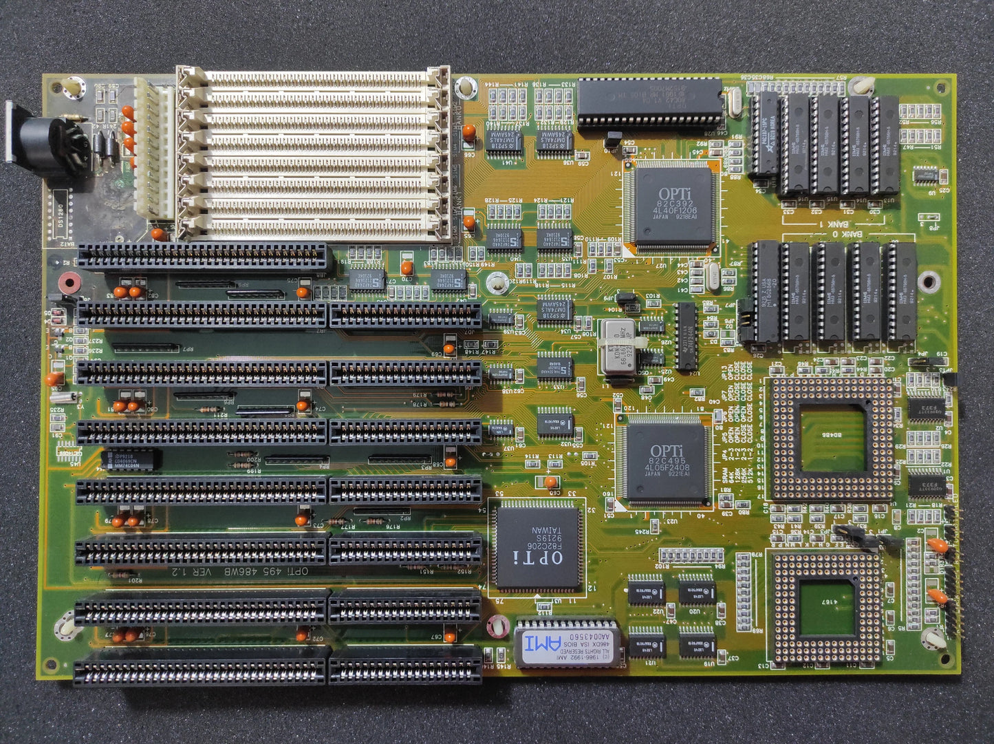 DataExpert OPTI-495 486WB PGA168 486 AT ISA Vintage Retro Motherboard OPTi 82C493