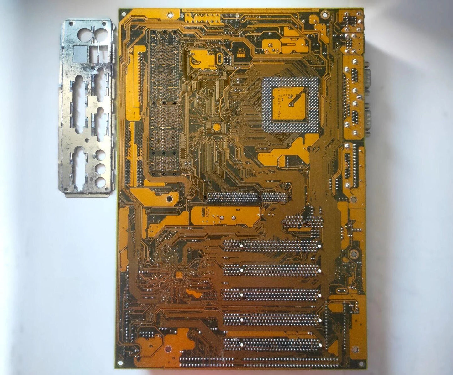 DFI CA63-SC Socket 370 ATX Retro Motherboard AGP ISA PCI VIA Apollo Pro 133 - Retro PC Hardware & More
