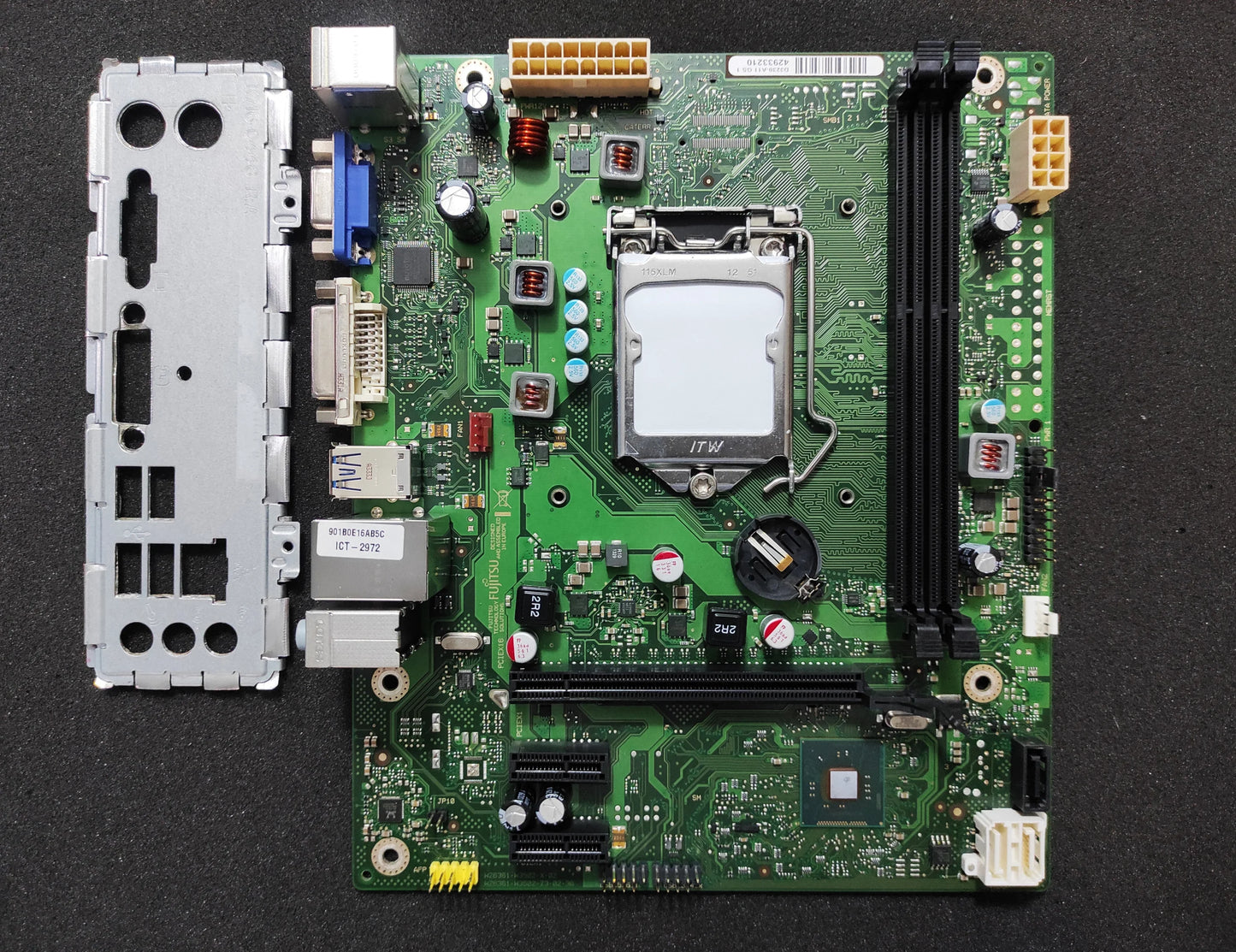 Fujitsu Esprimo E420 D3230-A11 GS1 Socket 1150 Motherboard Intel H81 Chipset