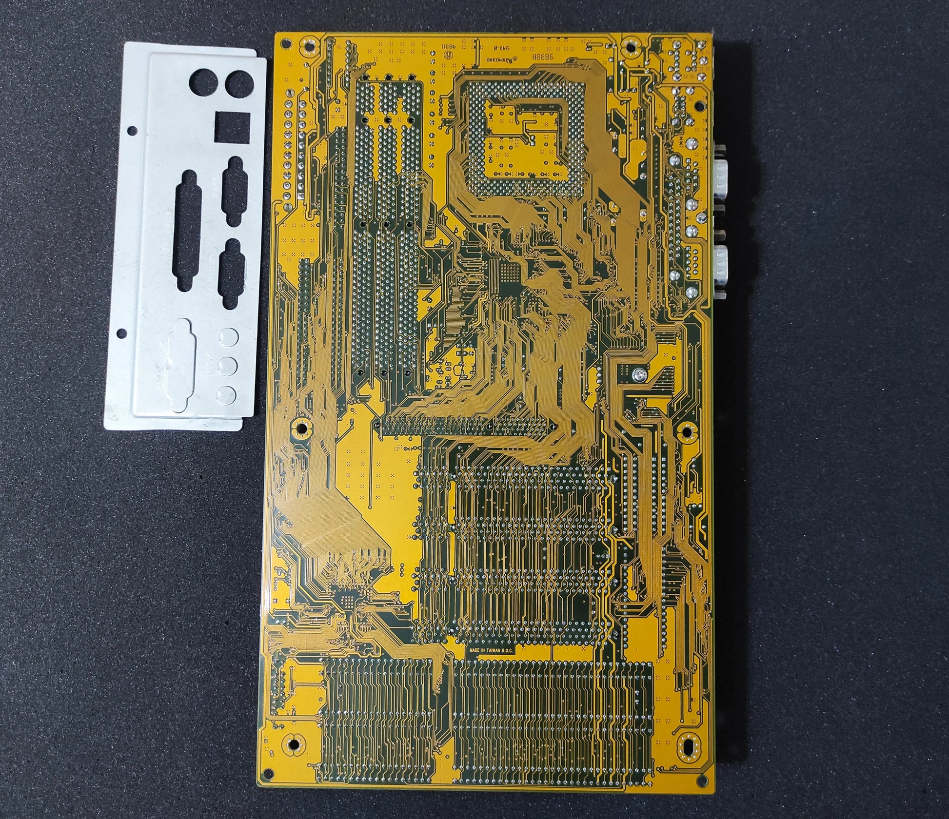 Gigabyte GA-5AX Socket 7 ATX Retro Motherboard AGP ISA PCI ALADDiN V ATX
