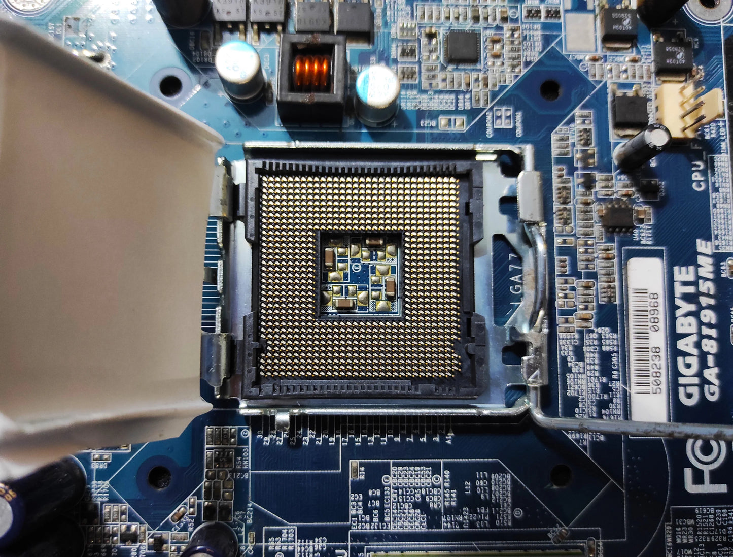 Gigabyte GA-8I915ME Socket 775 mATX DDR Motherboard PCIe x16 Intel 915GL Chipset