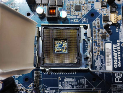 Gigabyte GA-8I915ME Socket 775 mATX DDR Motherboard PCIe x16 Intel 915GL Chipset