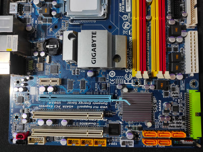 Gigabyte GA-EG45M-UD2H Socket 775 mATX Motherboard DDR2 PCIe x16 Intel G45 Chipset