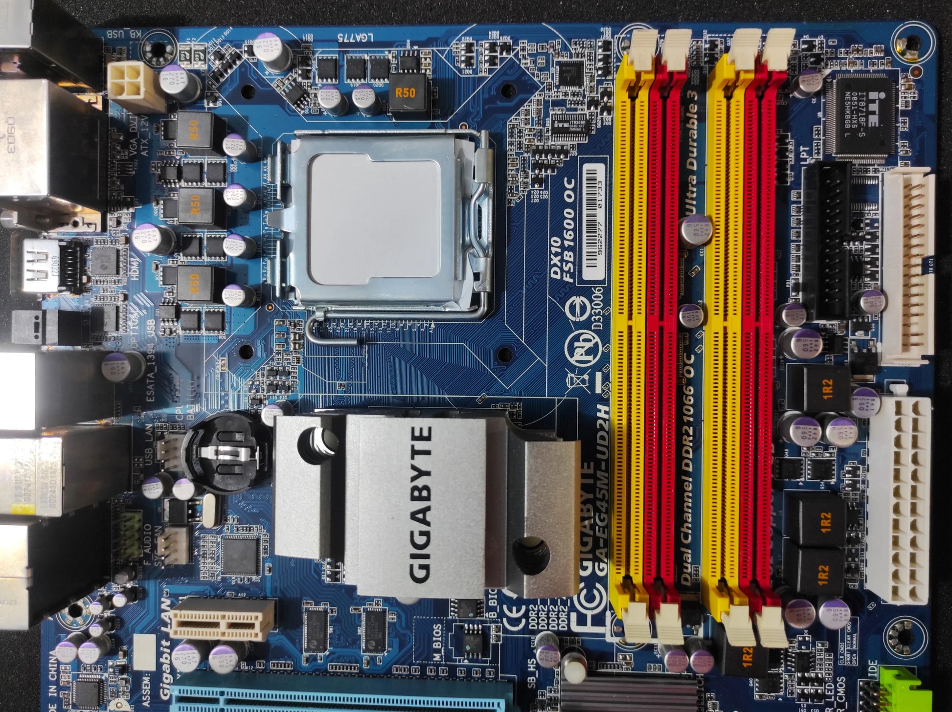 Gigabyte GA-EG45M-UD2H Socket 775 mATX Motherboard DDR2 PCIe x16 Intel G45 Chipset