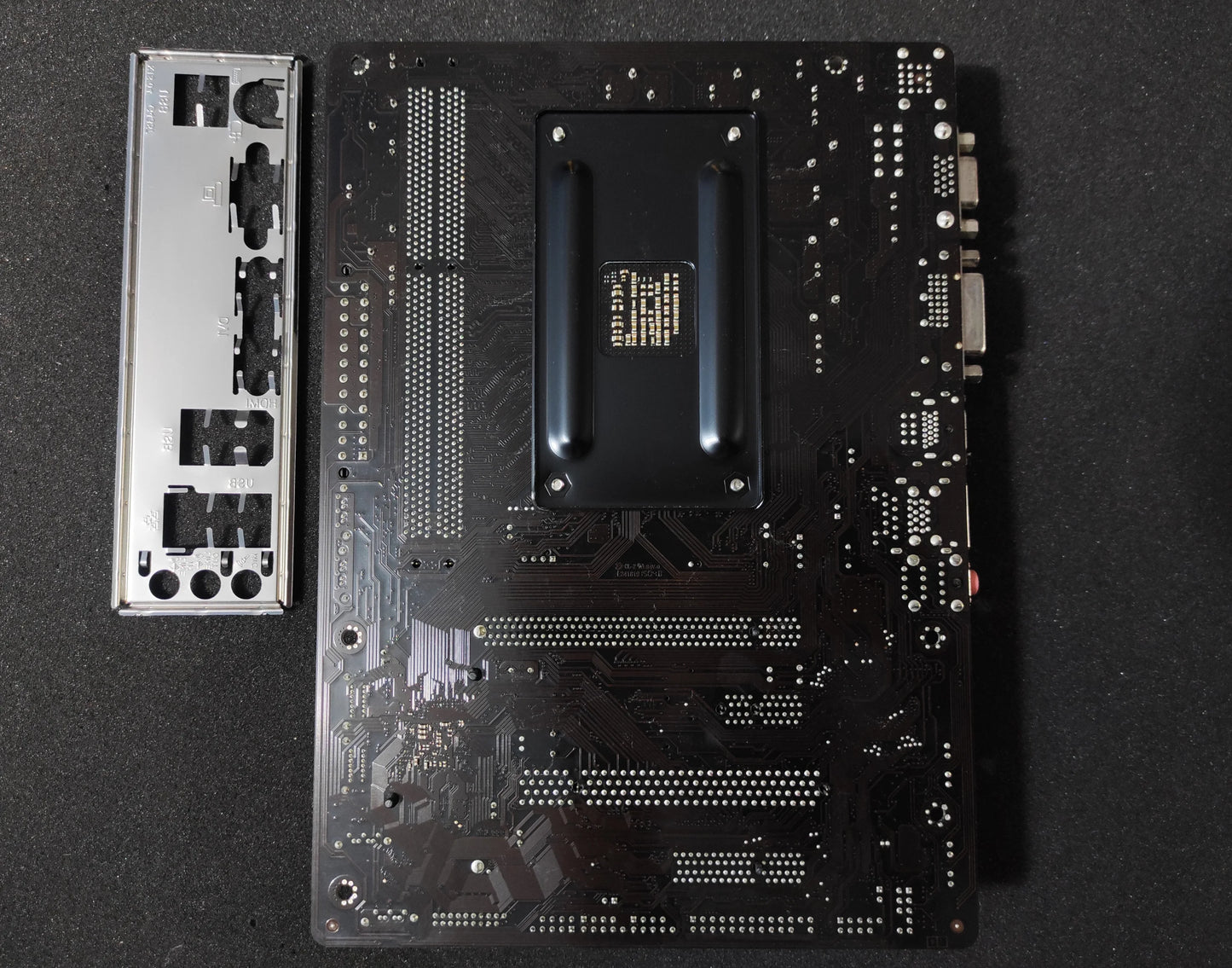 Gigabyte GA-F2A88XM-HD3 Socket FM2+ ATX AMD DDR3 Motherboard AMD A88X Chipset