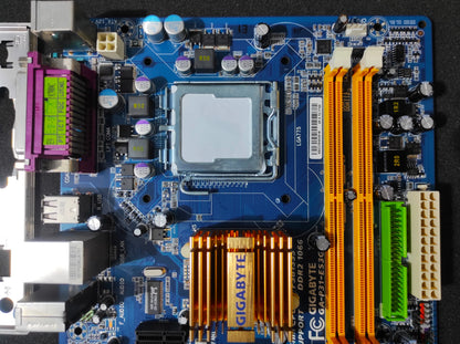Gigabyte GA-P31-ES3G Rev 1.1 Socket 775 ATX Motherboard DDR2 PCIe x16 Intel G31 Chipset