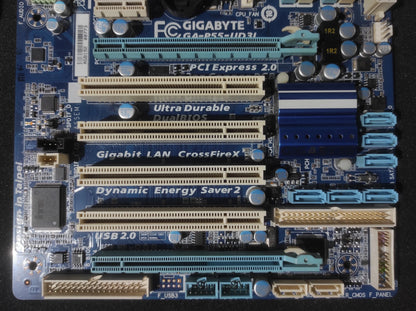 Gigabyte GA-P55-UD3L Socket 1156 ATX Motherboard DDR3 PCIe 2.0 x16 H55 Express