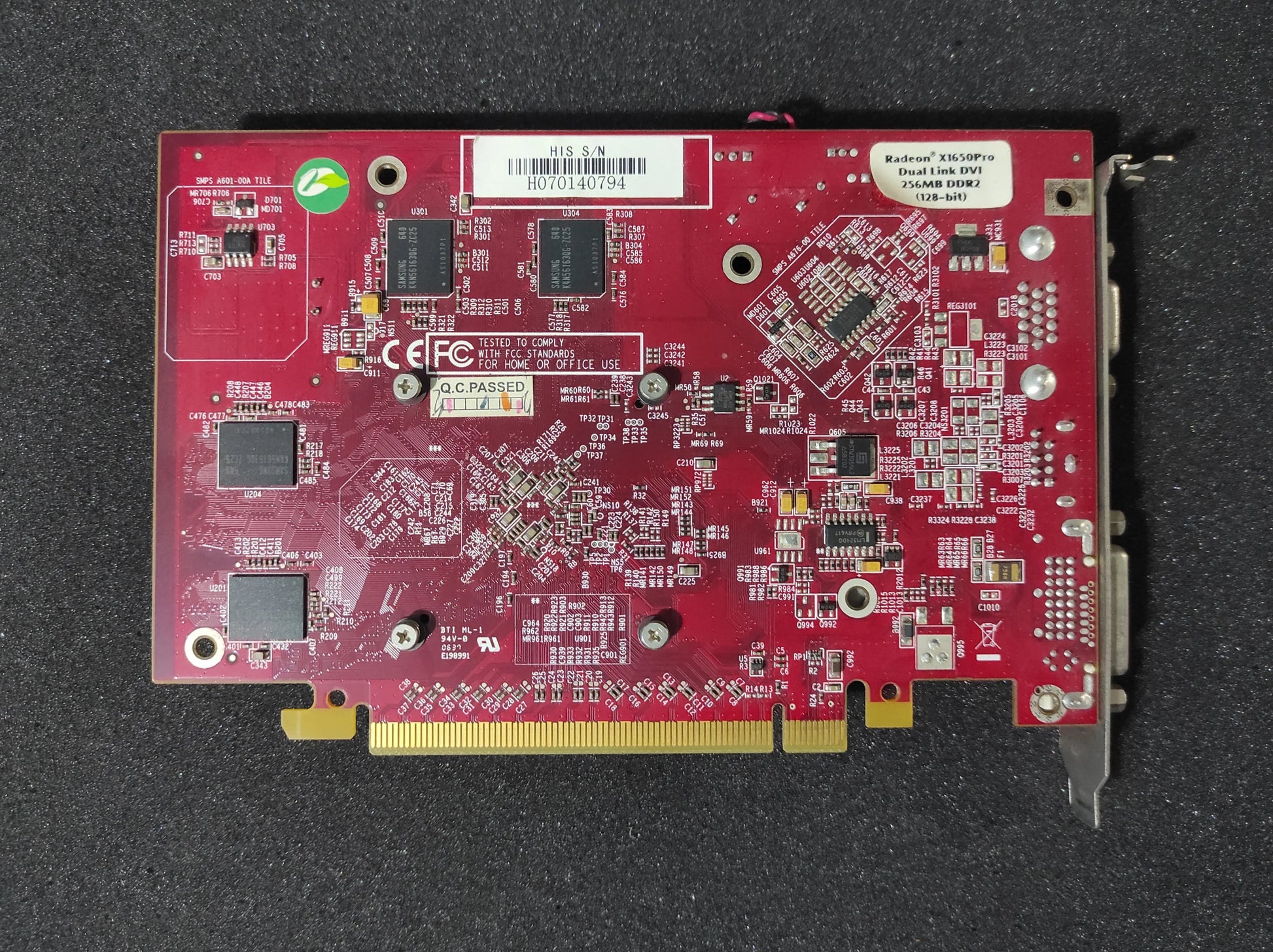 HIS ATI Radeon X1650 Pro PCIe 256MB DDR2 VGA Dual Link DVI Graphics Video Card