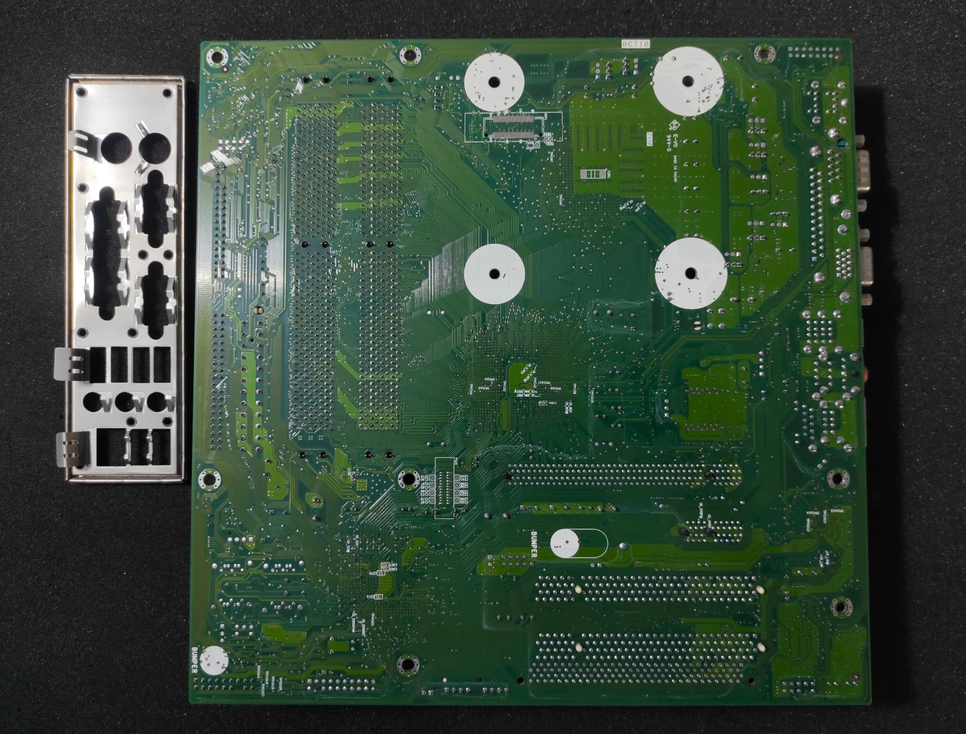 HP Compaq DC7100 TORO-I Socket 775 mATX Motherboard365864-001 Intel 915G