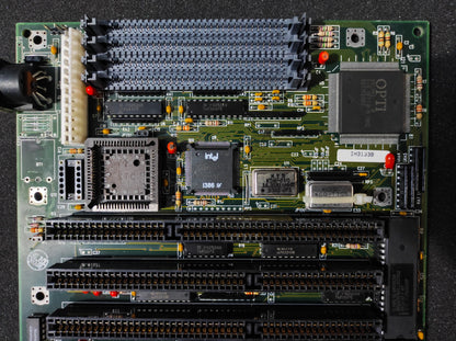 IH3133B 386 AT Vintage Retro Motherboard ISA OPTi 82C283 931690170001-R01B