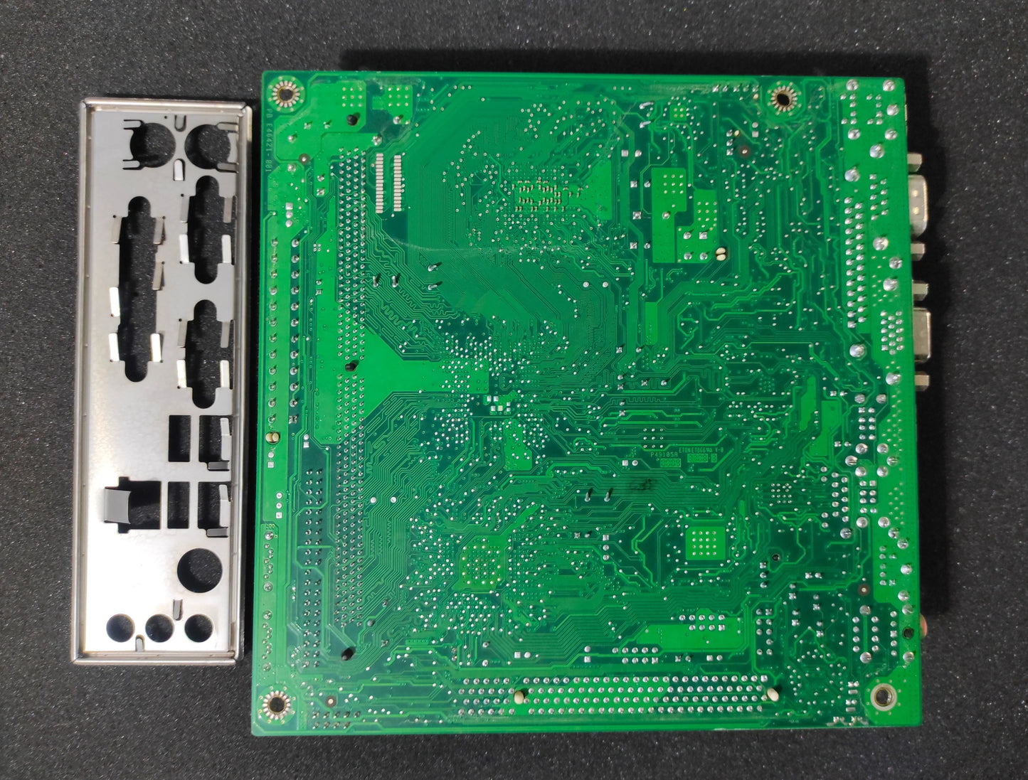 Intel D945GCLF2(B) Atom 330 Mini ITX Motherboard DDR2 PCI SATA Intel 945GC