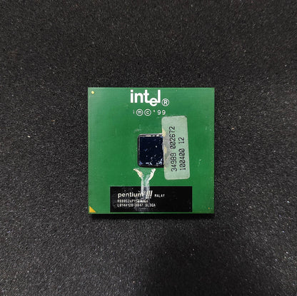 Intel Pentium III SL3QA Socket 370 550E/256/100/1.60V Vintage Retro CPU - CPU