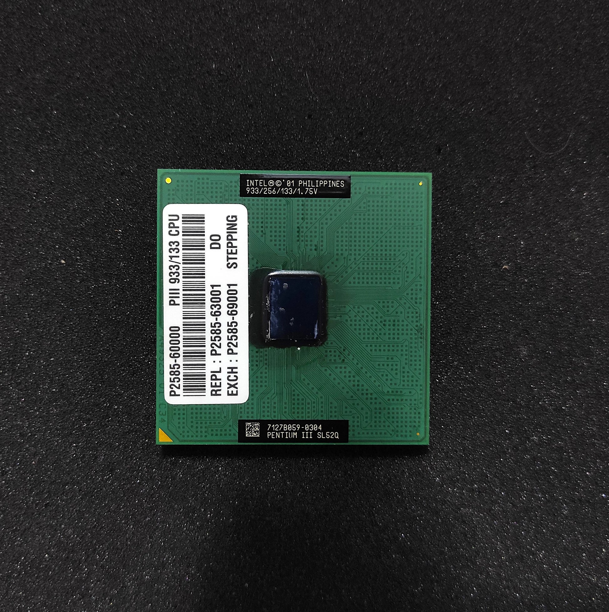 Intel Pentium III SL52Q Socket 370 933MHz/256/133/1.75V Vintage Retro CPU - CPU