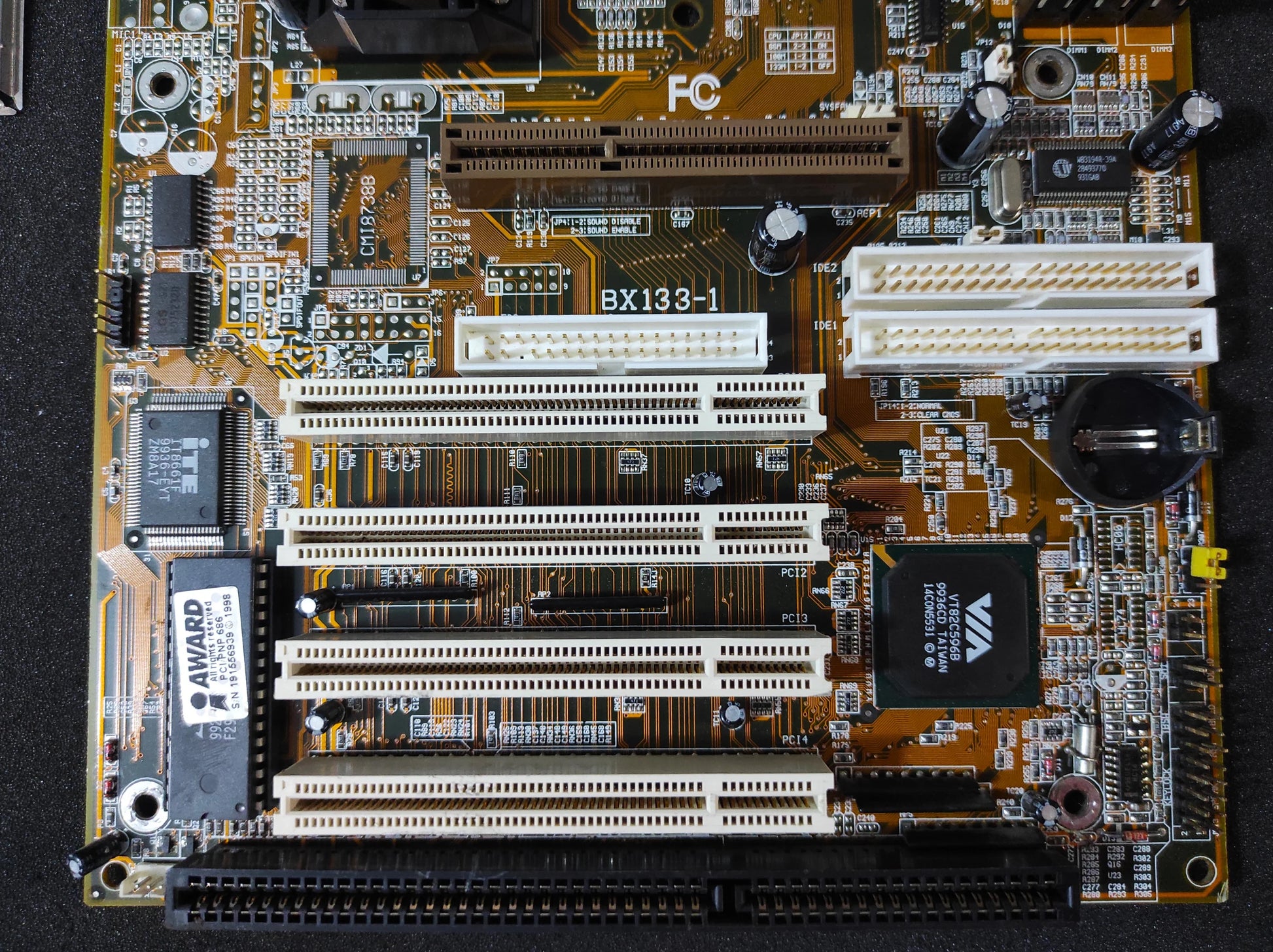 Jetway BX133-1 Socket 370 Slot 1 ATX Motherboard AGP ISA VIA Apollo Pro Chipset