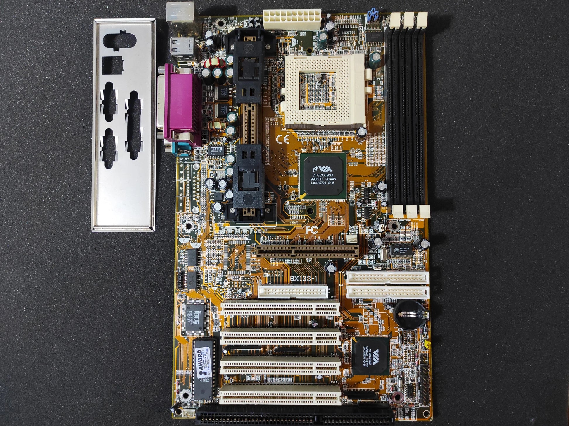 Jetway BX133-1 Socket 370 Slot 1 ATX Motherboard AGP ISA VIA Apollo Pro Chipset
