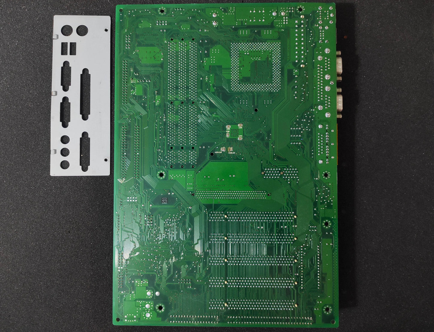 Legend QDI Advance 10E P6V694X/A10E Socket 370 ATX Motherboard AGP ISA PCI VIA Apollo Pro 133A