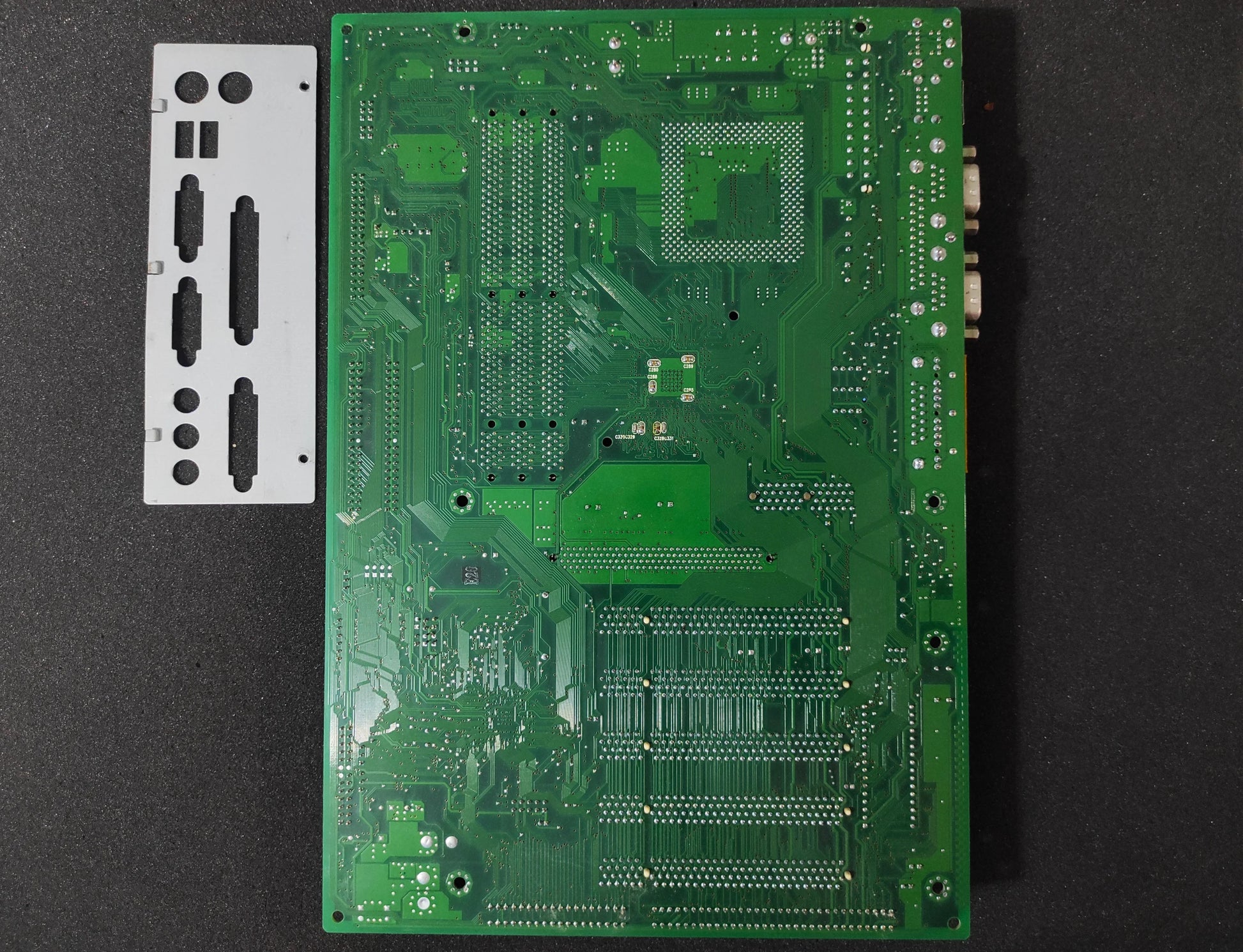 Legend QDI Advance 10E P6V694X/A10E Socket 370 ATX Motherboard AGP ISA PCI VIA Apollo Pro 133A