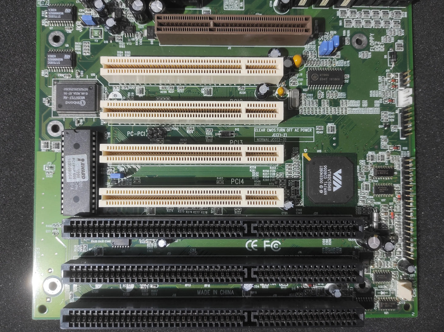 Legend QDI Advance 5/133 P6V693A/A5-133 Slot 1 ATX Motherboard AGP ISA PCI VIA Apollo Pro 133