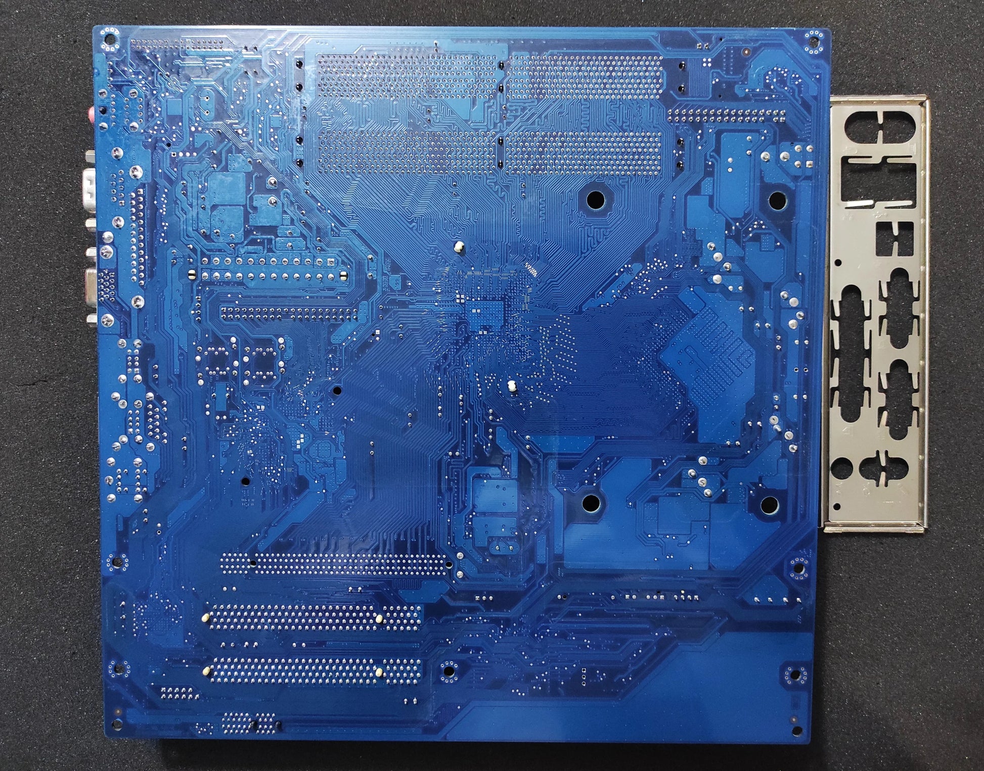 Lenovo IBM BARBADOS Socket 775 DDR2 Motherboard 39J6197 ThinkCentre A51 Intel 915GV Chipset