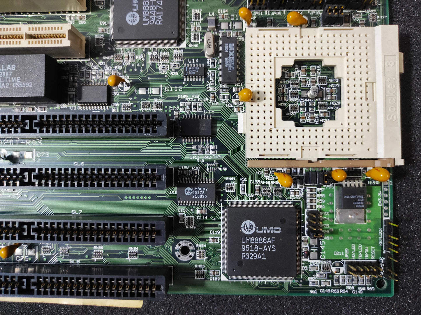 MiTAC PH4500AU-256K-0M Socket 3 486 AT ISA PCI Vintage Retro Motherboard UMC UM82C881