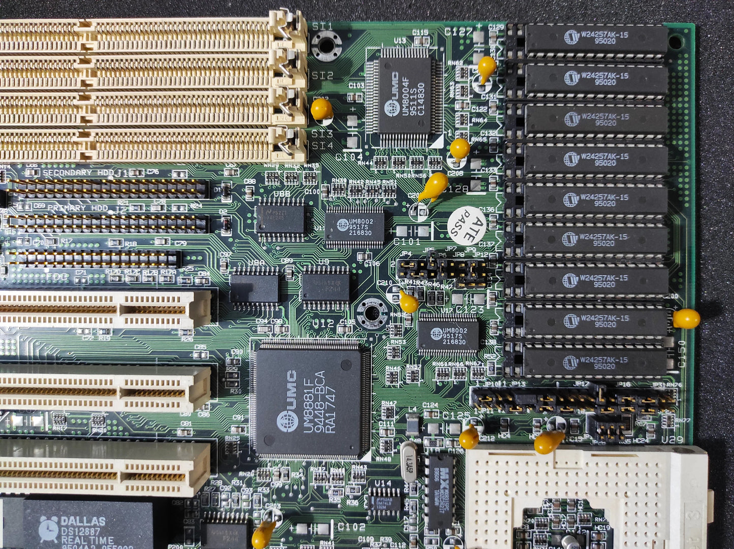 MiTAC PH4500AU-256K-0M Socket 3 486 AT ISA PCI Vintage Retro Motherboard UMC UM82C881
