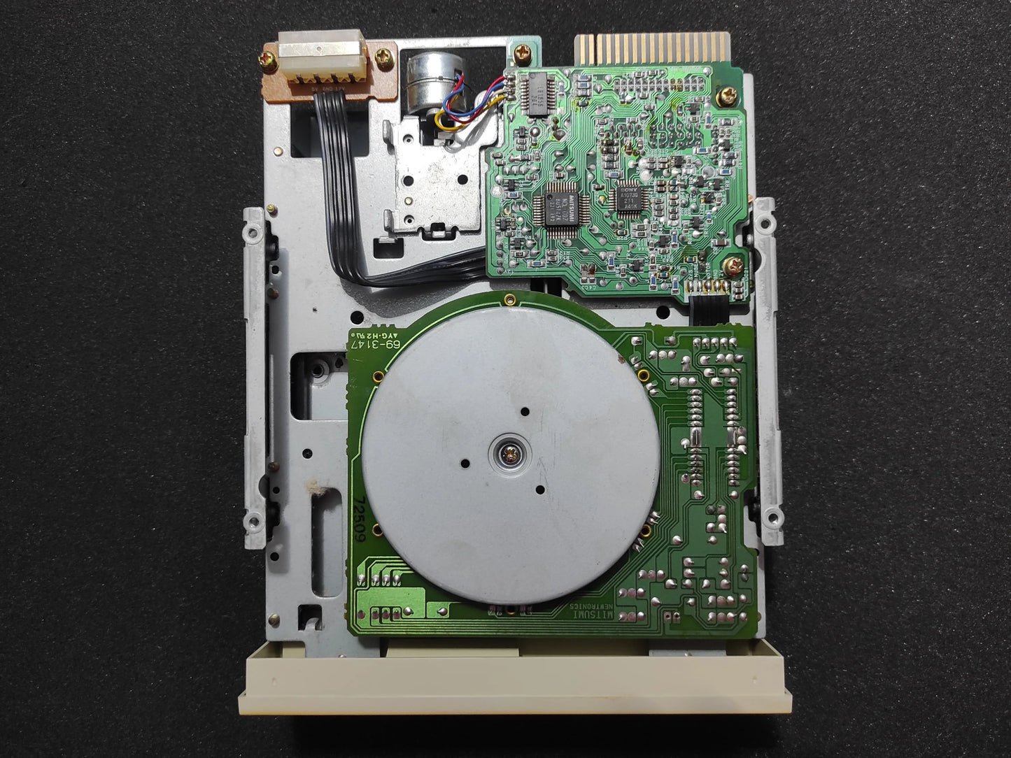 Newtronics Mitsumi D509V3 1.2MB 5.25’’ Vintage Retro Internal Floppy Disk Drive