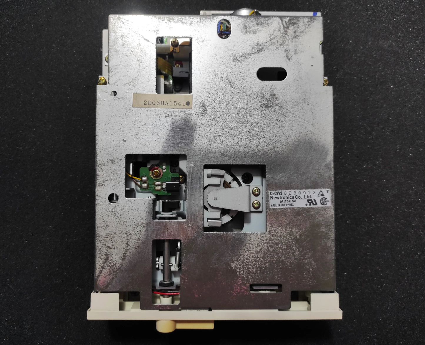 Newtronics Mitsumi D509V3 1.2MB 5.25’’ Vintage Retro Internal Floppy Disk Drive