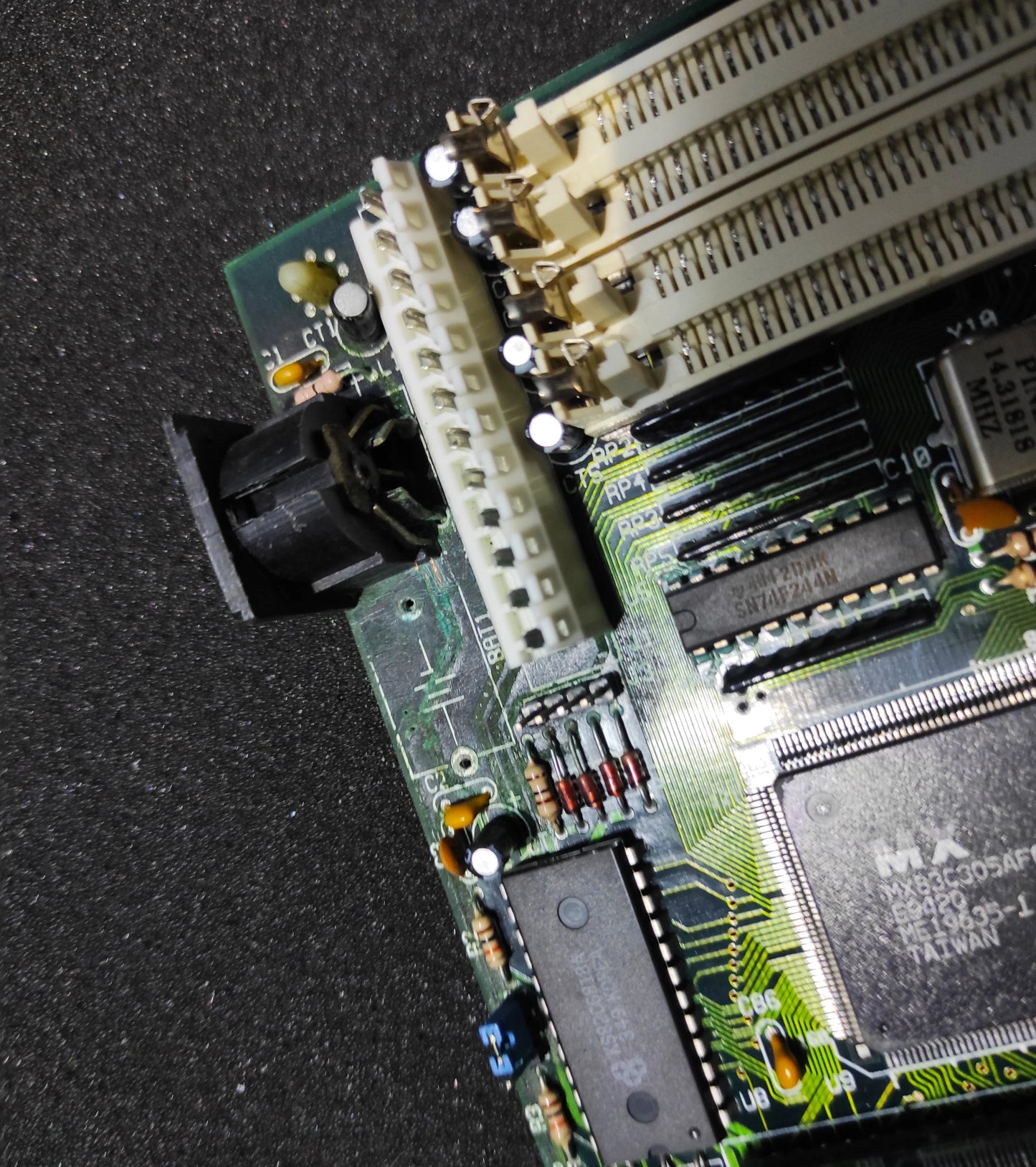 Pine PT-321 386 AT Vintage Retro Motherboard ISA Macronix MX83C30x M3200793