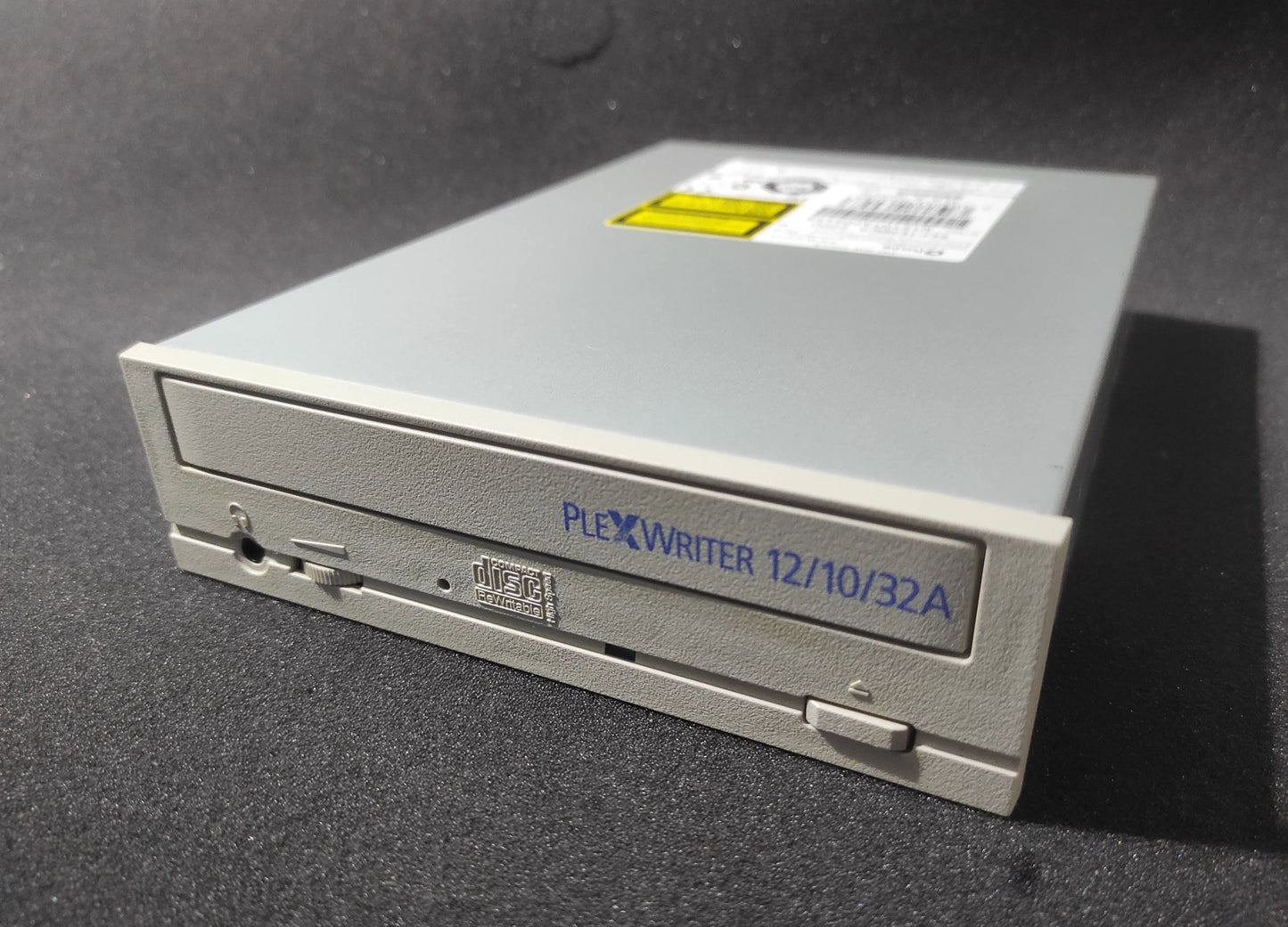 Plextor PlexWriter PX-W1210TA IDE 5.25’’ Internal Vintage Retro Beige CD-RW Drive