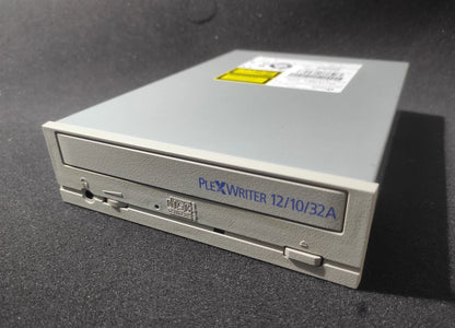 Plextor PlexWriter PX-W1210TA IDE 5.25’’ Internal Vintage Retro Beige CD-RW Drive