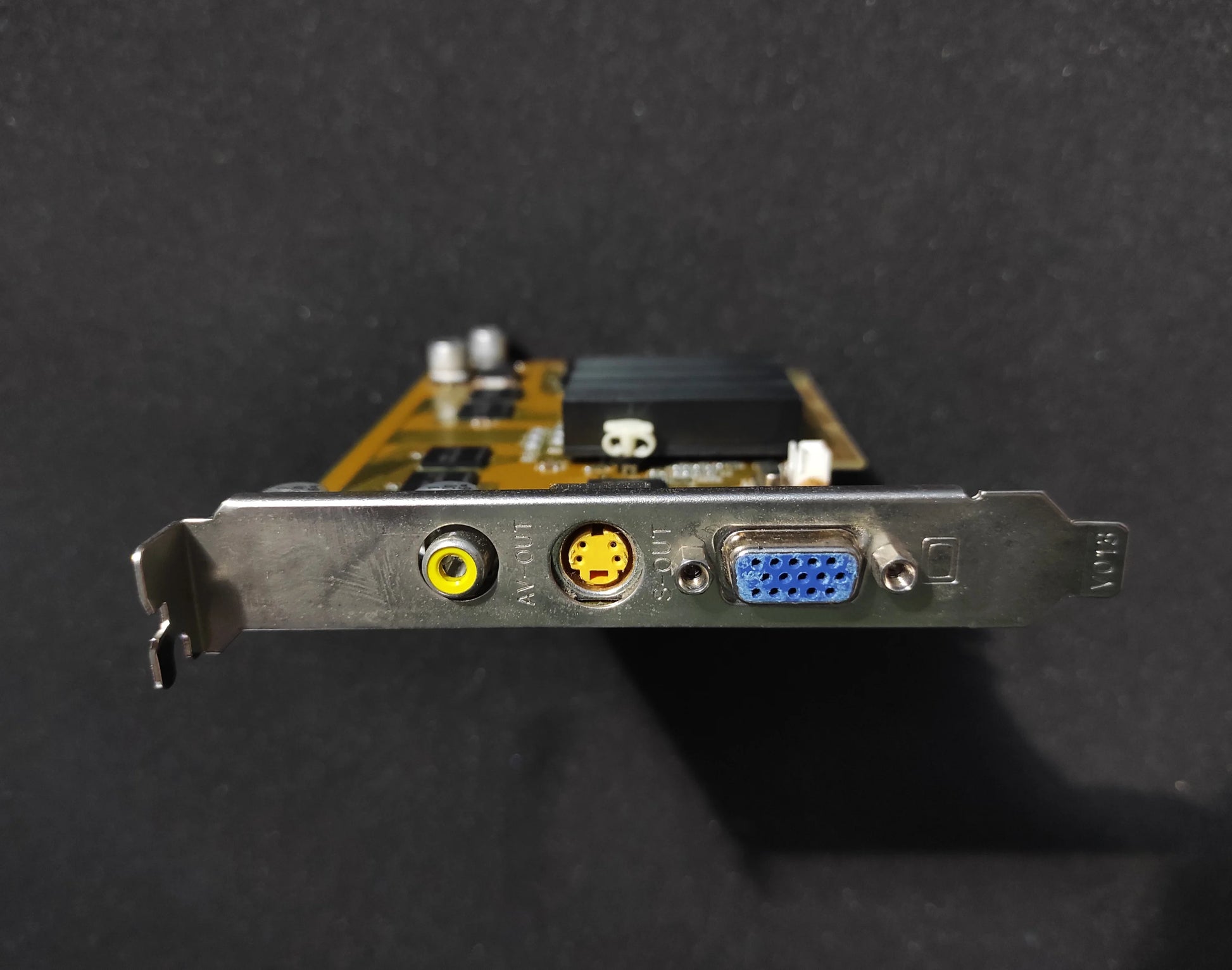 ProLink NVIDIA GeForce4 MX 440 AGP 64MB VGA Graphics Video Card MVGA-NVG18A