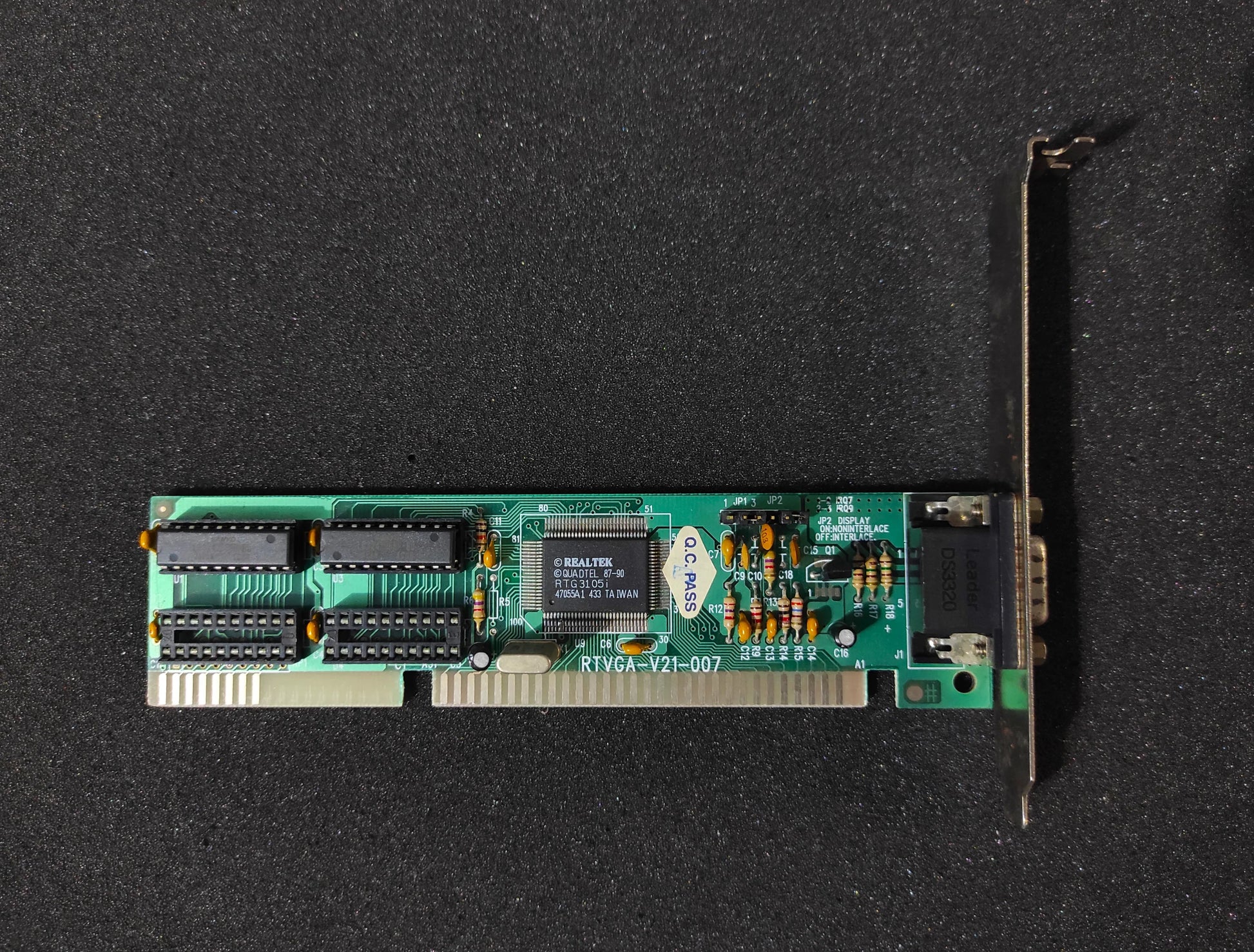 Realtek RTVGA-V21-007 Quadtel 87-90 RTG3105iEH 256KB ISA Retro Graphics Card