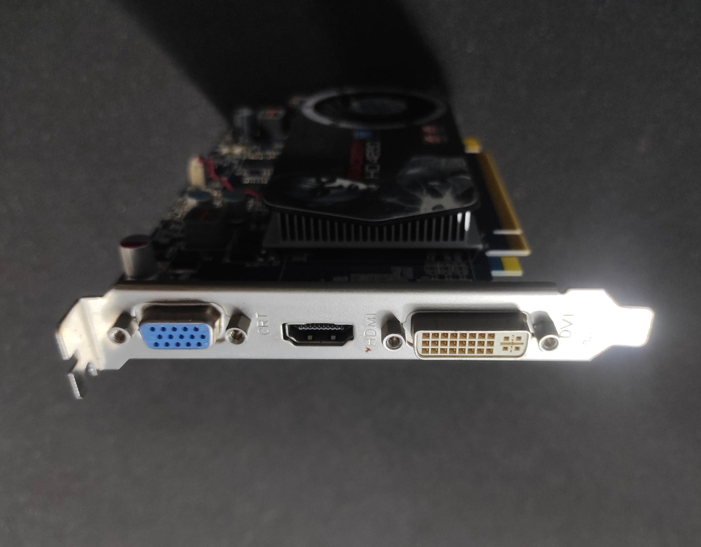Sapphire ATi Radeon HD 4650 1GB DDR2 PCIe VGA DVI Graphics Card 288-40E93-000SA