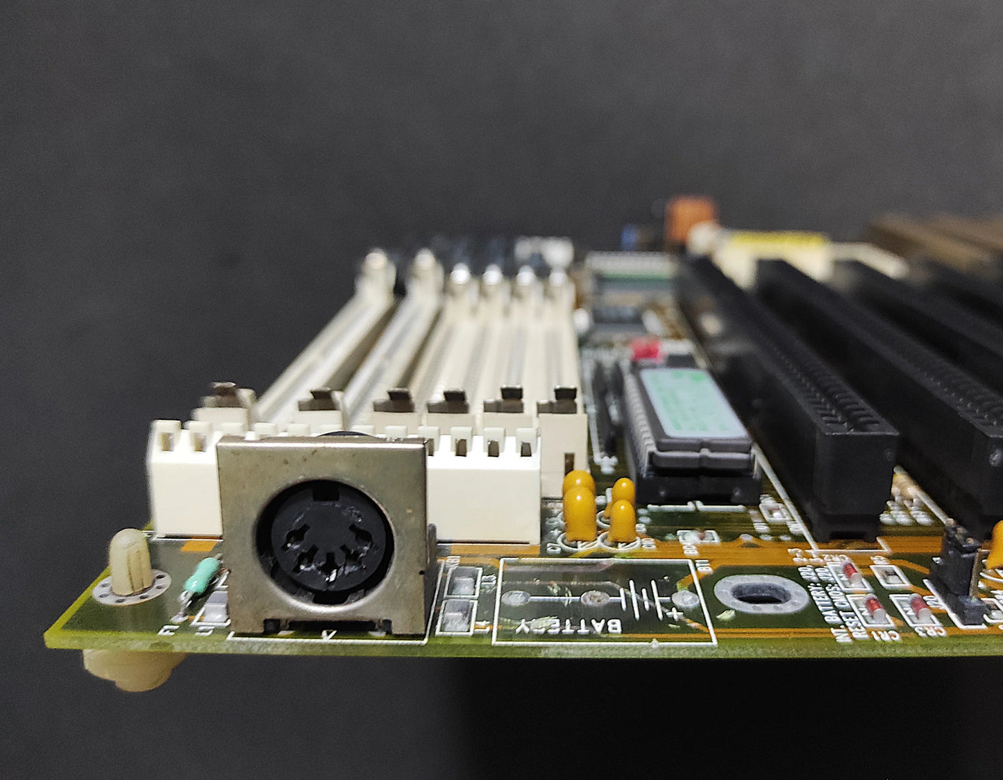 Soyo SY-025R2 Socket 3 AT 486 Vintage Retro Motherboard ISA VLB UMC UM8498F/8496F Chipset