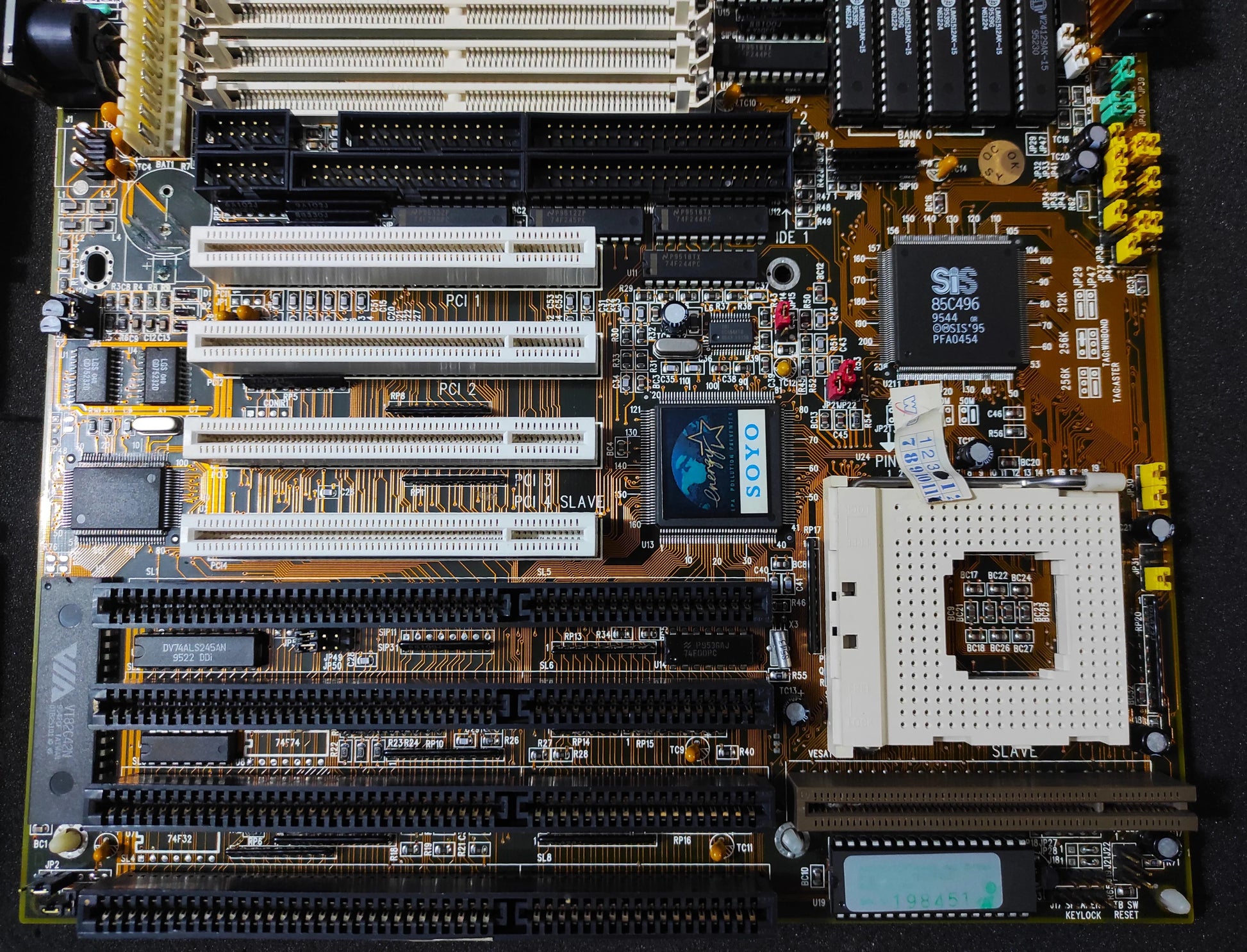 Soyo SY-4SAW2 Socket 3 AT 486 VIP Vintage Retro Motherboard ISA PCI SiS 85C496/497 Chipset