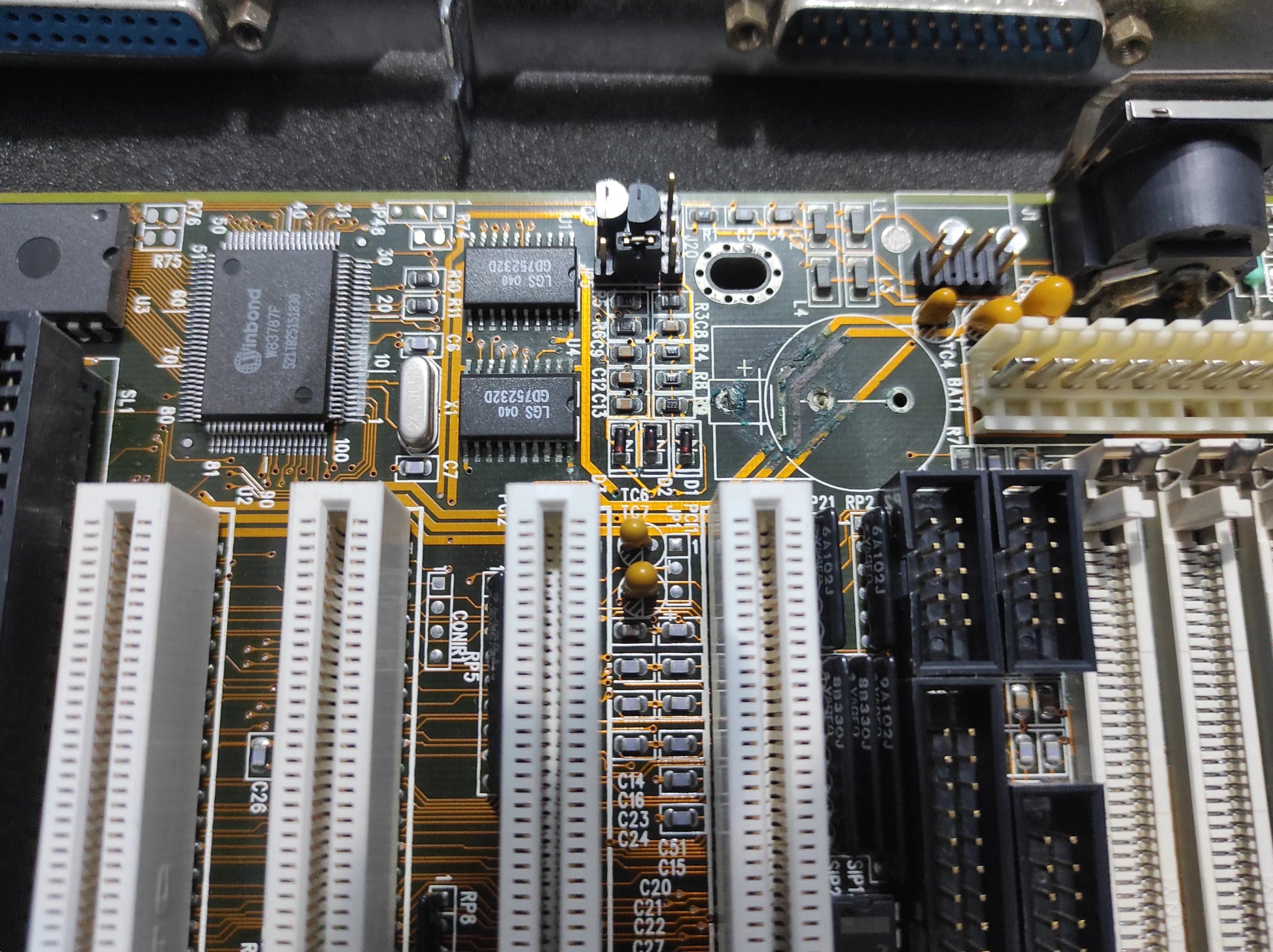 Soyo SY-4SAW2 Socket 3 AT 486 VIP Vintage Retro Motherboard ISA PCI SiS 85C496/497 Chipset