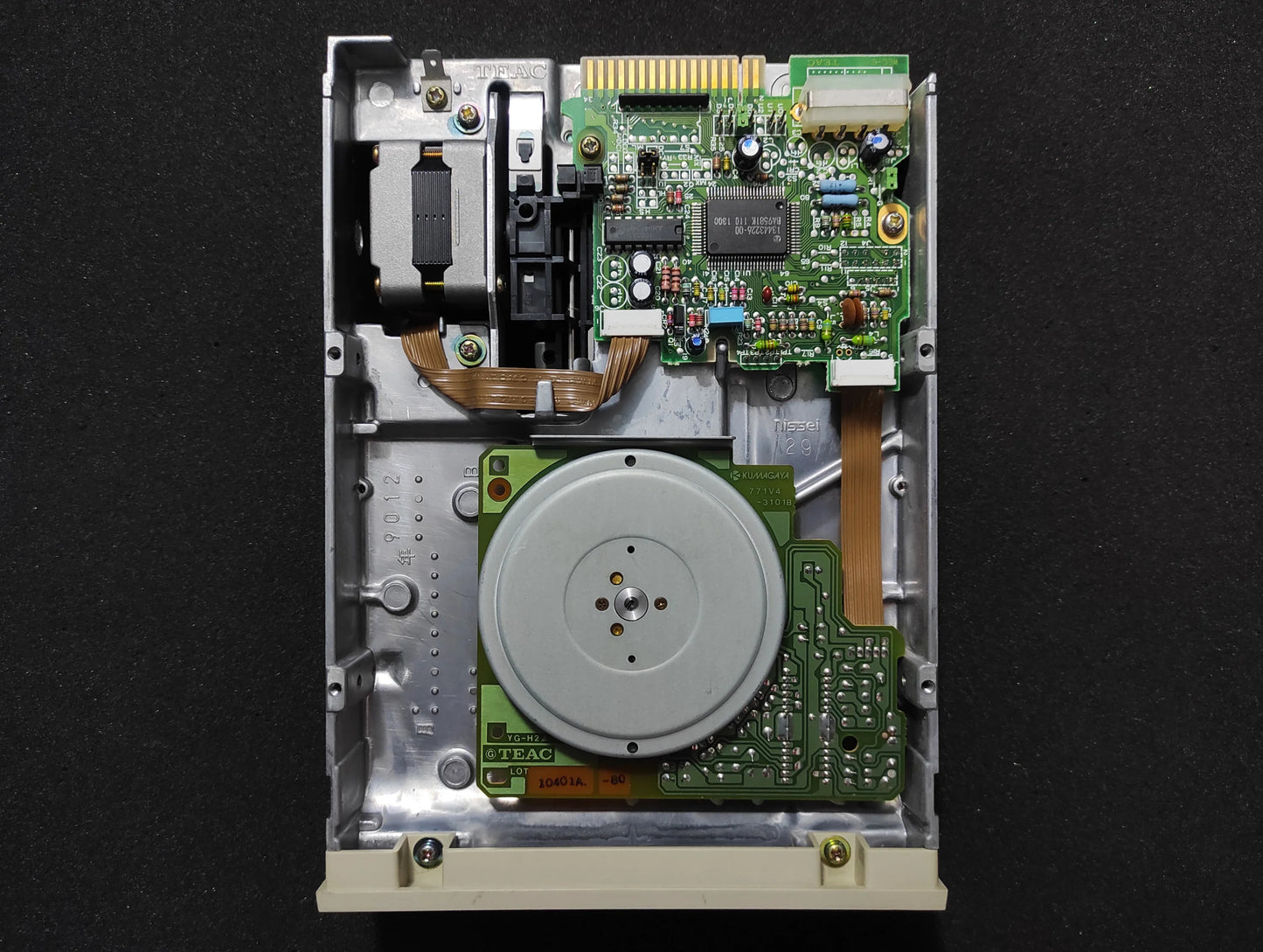 TEAC FD-55BR-104-U 360KB 5.25’’ Vintage Retro Internal Floppy Disk Drive 19307351-04